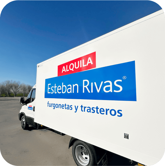 Esteban Rivas | Transporte, movilidad y almacenamiento